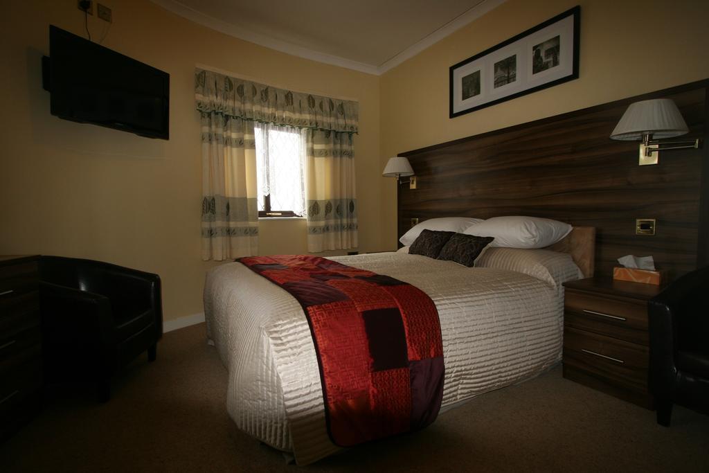 The Plough Inn Pocklington Room photo
