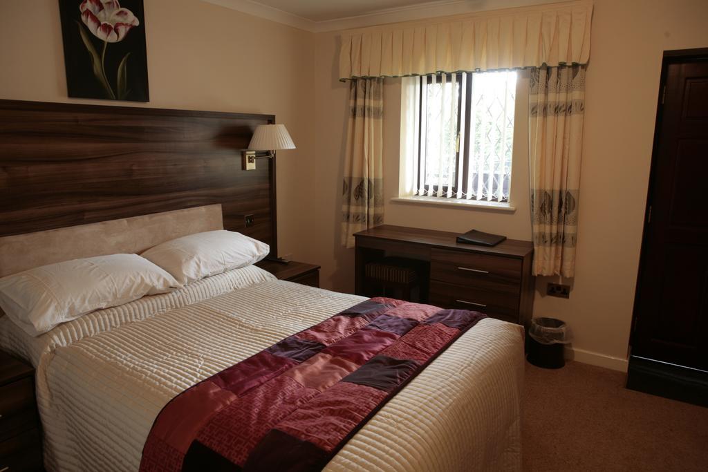 The Plough Inn Pocklington Room photo