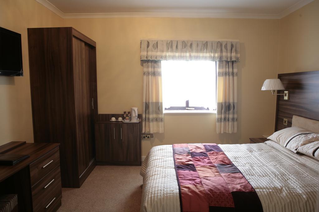 The Plough Inn Pocklington Room photo